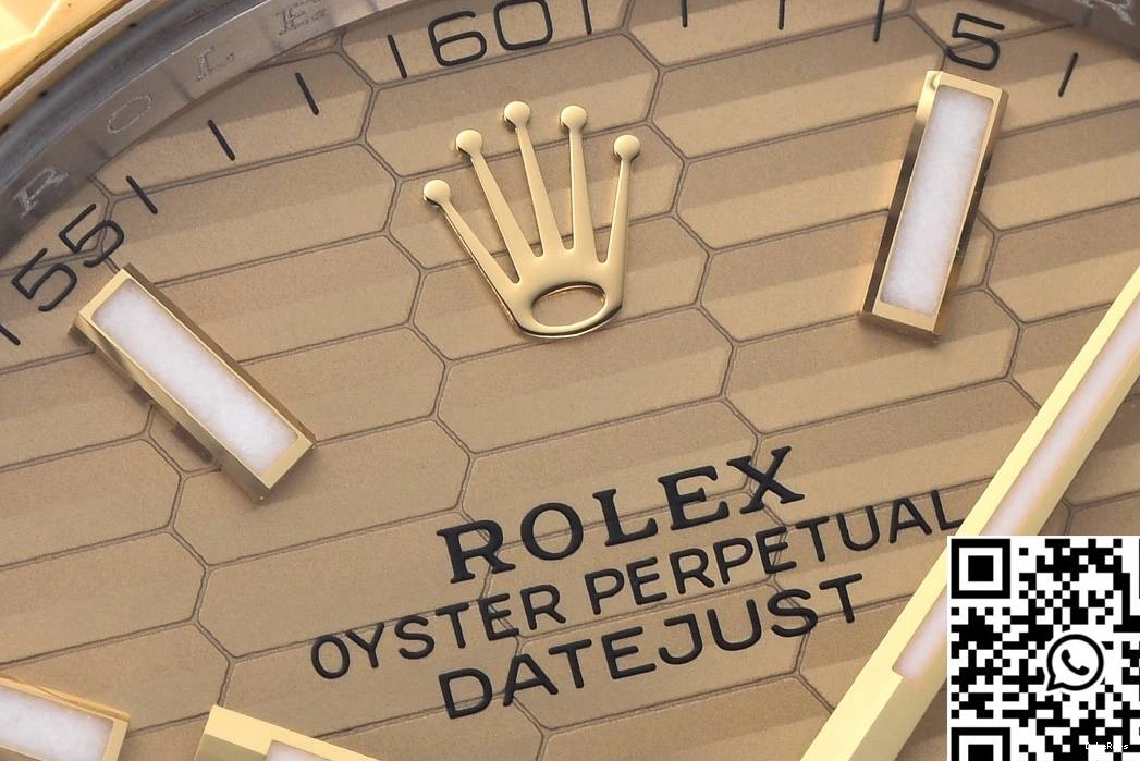 Motif Dial Oyster Gold Datejust Factory Clean Band Rolex M126333-0020 0419